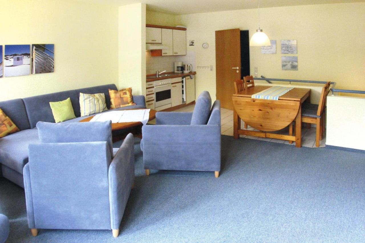 Apartment In Cuxhaven With A Shared Pool Bagian luar foto