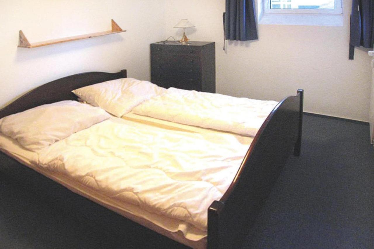 Apartment In Cuxhaven With A Shared Pool Bagian luar foto